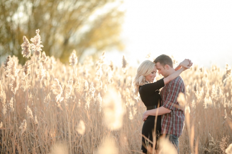 EK-Studios-Utah-Wedding-Photographers-Romantic-Engagements-sunkissed020-Blog(pp_w768_h511)