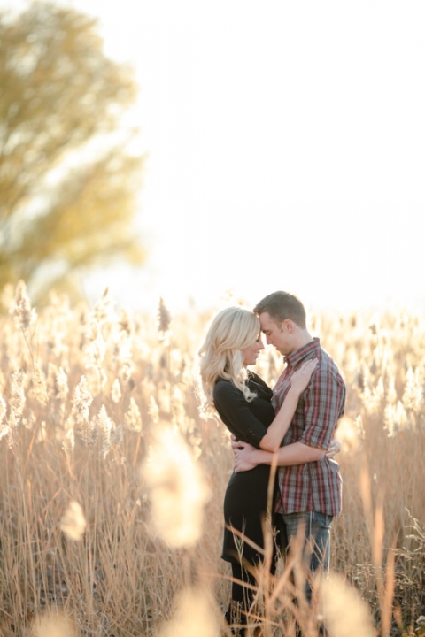 EK-Studios-Utah-Wedding-Photographers-Romantic-Engagements-sunkissed022-Blog(pp_w480_h720)