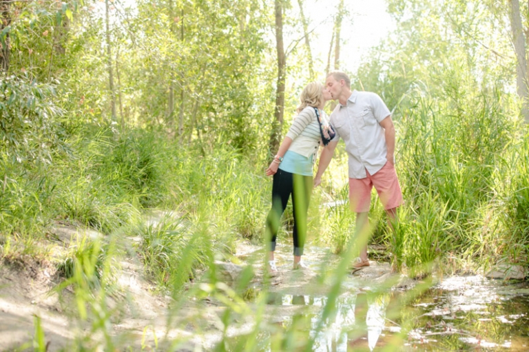 EK-Studios-Utah-Wedding-Photographers-Summer-Engagements-in-nature007-Blog(pp_w768_h511)