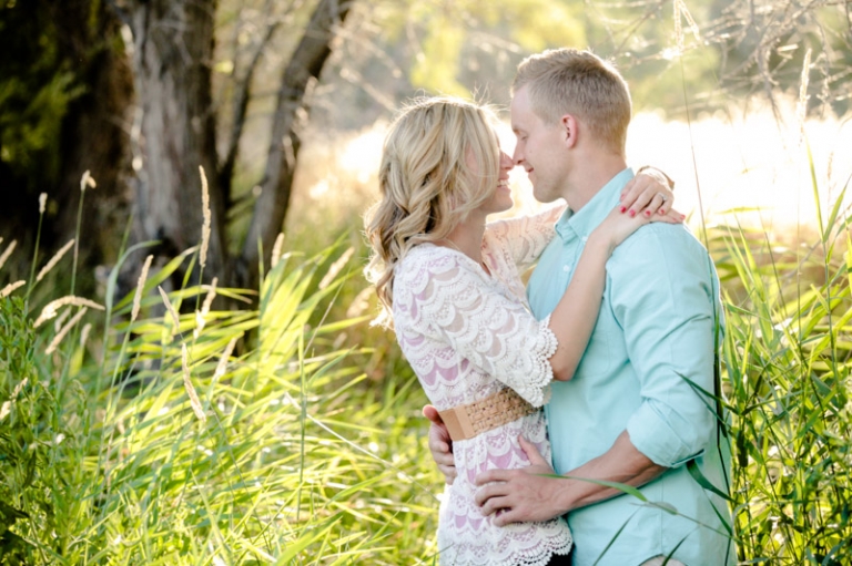 EK-Studios-Utah-Wedding-Photographers-Summer-Engagements-in-nature017-Blog(pp_w768_h511)
