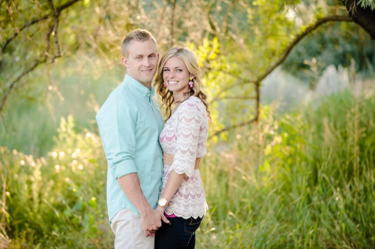EK-Studios-Utah-Wedding-Photographers-Summer-Engagements-in-nature018-Blog(pp_w768_h511)