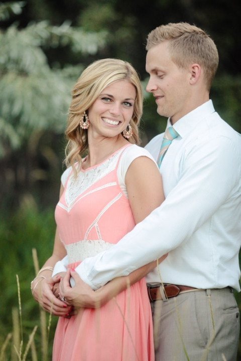 EK-Studios-Utah-Wedding-Photographers-Summer-Engagements-in-nature026-Blog(pp_w480_h720)
