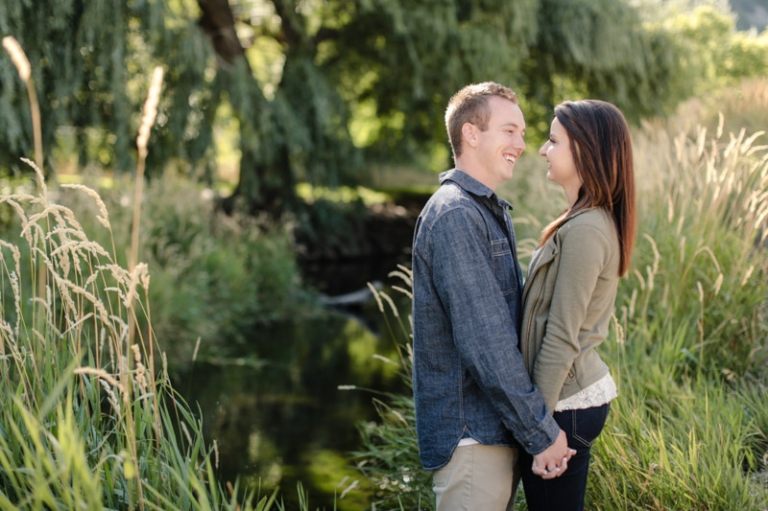 EK-Studios-Utah-Wedding-Photographers-Engagements-with-horses-in-the-mountains001-Blog(pp_w768_h511)