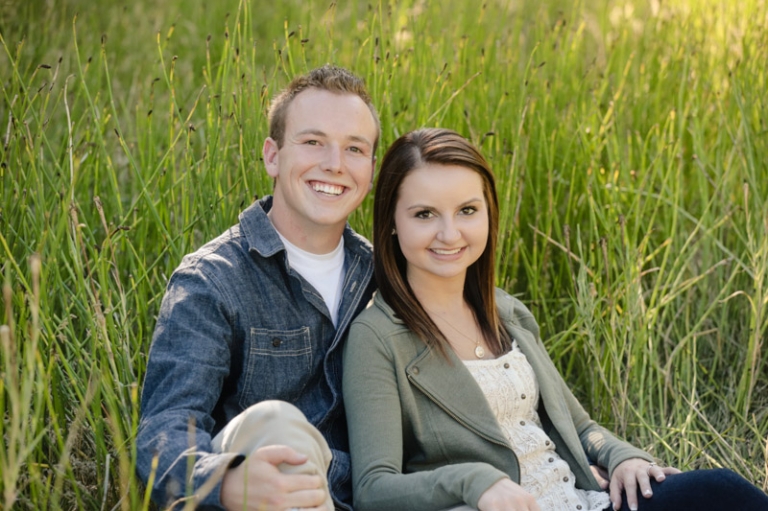 EK-Studios-Utah-Wedding-Photographers-Engagements-with-horses-in-the-mountains006-Blog(pp_w768_h511)