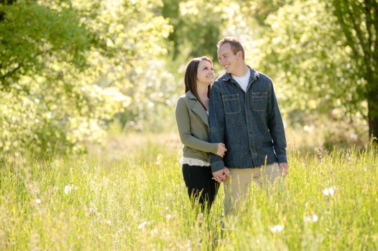 EK-Studios-Utah-Wedding-Photographers-Engagements-with-horses-in-the-mountains007-Blog(pp_w768_h511)