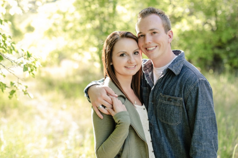 EK-Studios-Utah-Wedding-Photographers-Engagements-with-horses-in-the-mountains011-Blog(pp_w768_h511)