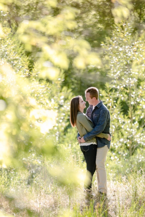 EK-Studios-Utah-Wedding-Photographers-Engagements-with-horses-in-the-mountains020-Blog(pp_w480_h720)