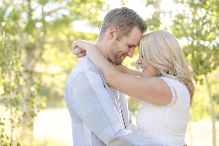 EK-Studios-Utah-Wedding-Photographers-Engagements-in-the-mountains-fall002-Blog(pp_w768_h511)