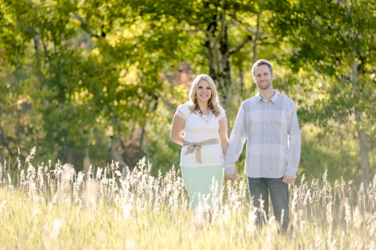 EK-Studios-Utah-Wedding-Photographers-Engagements-in-the-mountains-fall008-Blog(pp_w768_h511)