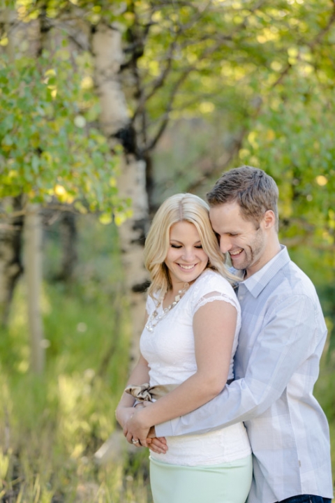 EK-Studios-Utah-Wedding-Photographers-Engagements-in-the-mountains-fall011-Blog(pp_w480_h720)