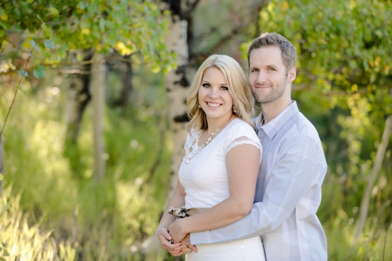 EK-Studios-Utah-Wedding-Photographers-Engagements-in-the-mountains-fall012-Blog(pp_w768_h511)