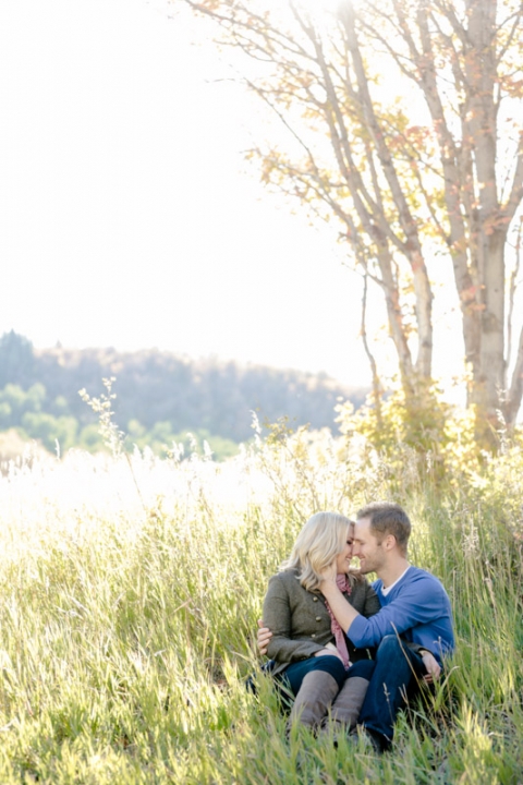 EK-Studios-Utah-Wedding-Photographers-Engagements-in-the-mountains-fall017-Blog(pp_w480_h720)