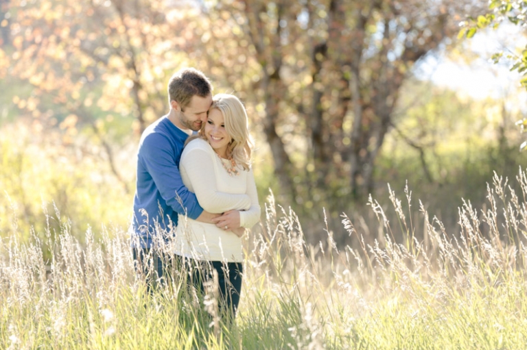 EK-Studios-Utah-Wedding-Photographers-Engagements-in-the-mountains-fall026-Blog(pp_w768_h511)