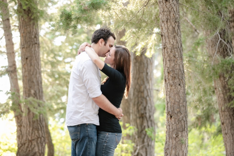 EK-Studios-Utah-Wedding-Photographers-Engagements-in-the-mountains016-Blog(pp_w768_h511)