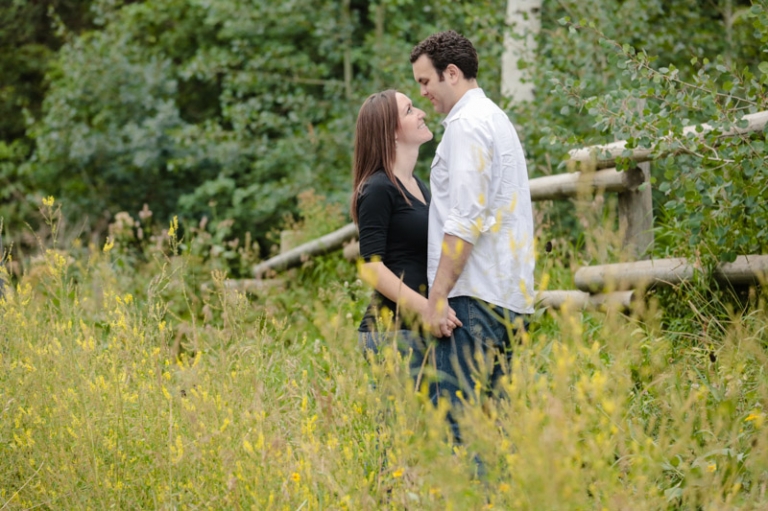EK-Studios-Utah-Wedding-Photographers-Engagements-in-the-mountains026-Blog(pp_w768_h511)