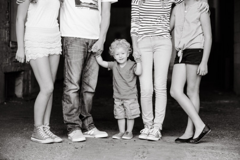 EK-Studios-Utah-Wedding-Photographers-Urban-Family-Photos003-Blog(pp_w768_h511)
