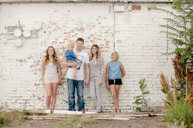 EK-Studios-Utah-Wedding-Photographers-Urban-Family-Photos011-Blog(pp_w768_h511)