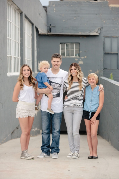 EK-Studios-Utah-Wedding-Photographers-Urban-Family-Photos016-Blog(pp_w480_h720)
