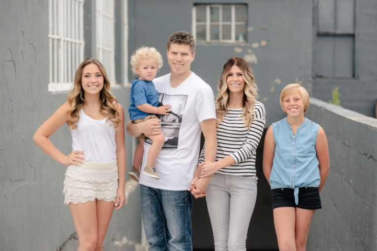 EK-Studios-Utah-Wedding-Photographers-Urban-Family-Photos018-Blog(pp_w768_h511)