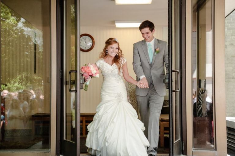 EK-Studios-Utah-Wedding-Photographers-Nohas-reception-center-roof-terrace-wedding005-Blog(pp_w768_h511)