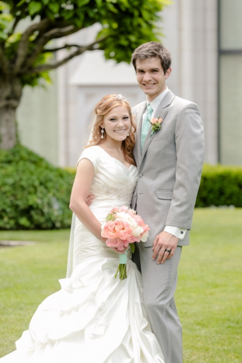 EK-Studios-Utah-Wedding-Photographers-Nohas-reception-center-roof-terrace-wedding016-Blog(pp_w480_h720)