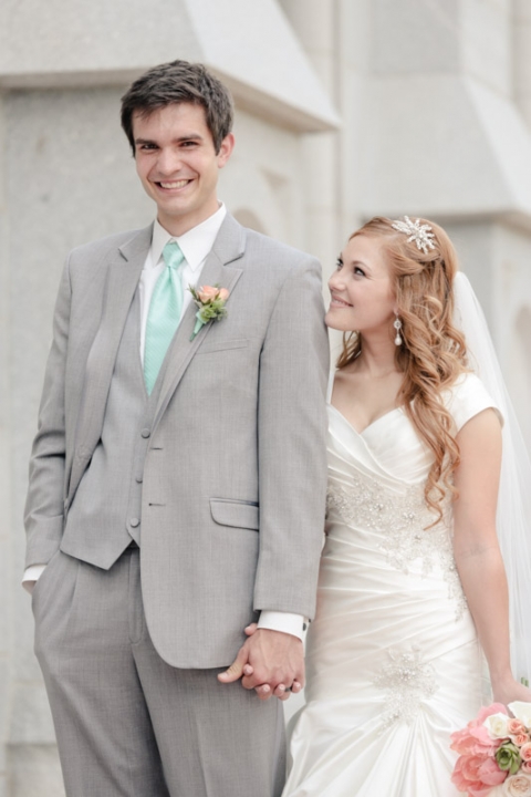EK-Studios-Utah-Wedding-Photographers-Nohas-reception-center-roof-terrace-wedding021-Blog(pp_w480_h720)