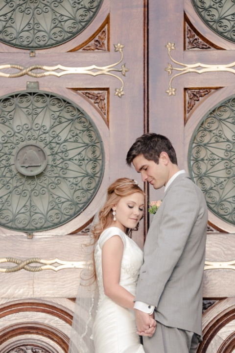 EK-Studios-Utah-Wedding-Photographers-Nohas-reception-center-roof-terrace-wedding024-Blog(pp_w480_h720)