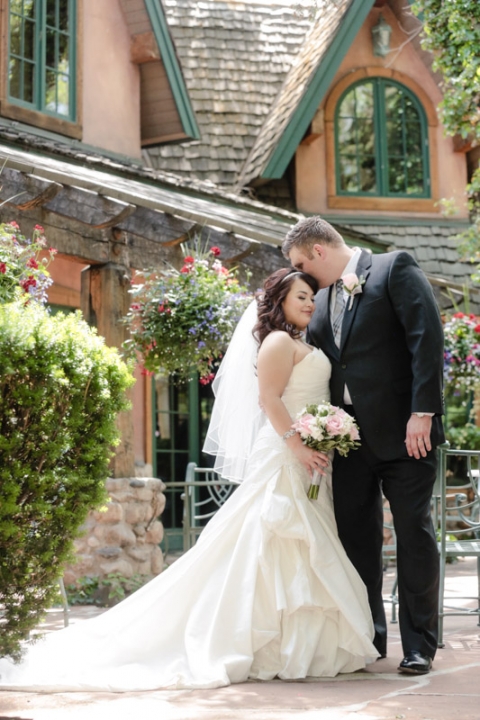 EK-Studios-Utah-Wedding-Photographers-Tuscany-resturant-wedding-SLC022-Blog(pp_w480_h720)