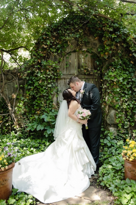 EK-Studios-Utah-Wedding-Photographers-Tuscany-resturant-wedding-SLC030-Blog(pp_w480_h720)