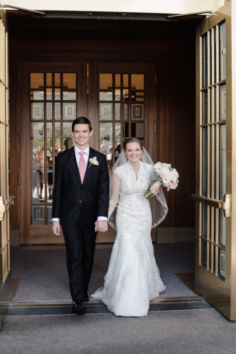 EK-Studios-Utah-Wedding-Photographers-Draper-temple-wedding-reception-cedar-hills-golf-course-007-Blog(pp_w480_h720)