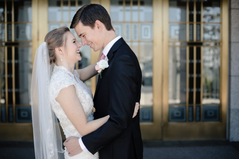 EK-Studios-Utah-Wedding-Photographers-Draper-temple-wedding-reception-cedar-hills-golf-course-014-Blog(pp_w768_h511)