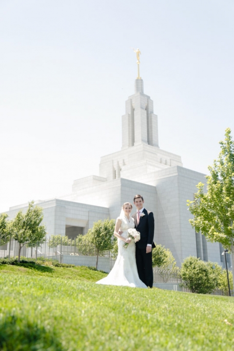 EK-Studios-Utah-Wedding-Photographers-Draper-temple-wedding-reception-cedar-hills-golf-course-031-Blog(pp_w480_h720)