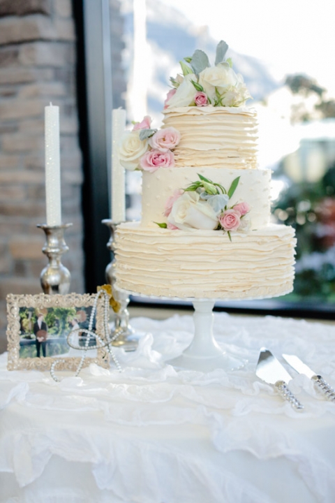 EK-Studios-Utah-Wedding-Photographers-Draper-temple-wedding-reception-cedar-hills-golf-course-045-Blog(pp_w480_h720)