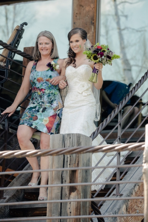 EK-Studios-Utah-Wedding-Photographers-Wedding-Reception-Squatters-Pub-Grill-SLC014-Blog(pp_w480_h720)