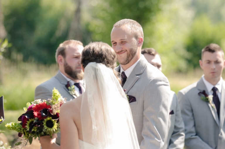EK-Studios-Utah-Wedding-Photographers-Wedding-Reception-Squatters-Pub-Grill-SLC018-Blog(pp_w768_h511)