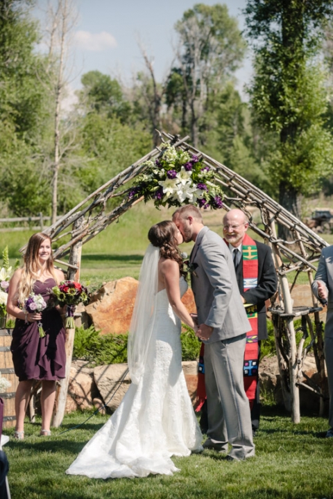 EK-Studios-Utah-Wedding-Photographers-Wedding-Reception-Squatters-Pub-Grill-SLC023-Blog(pp_w480_h720)