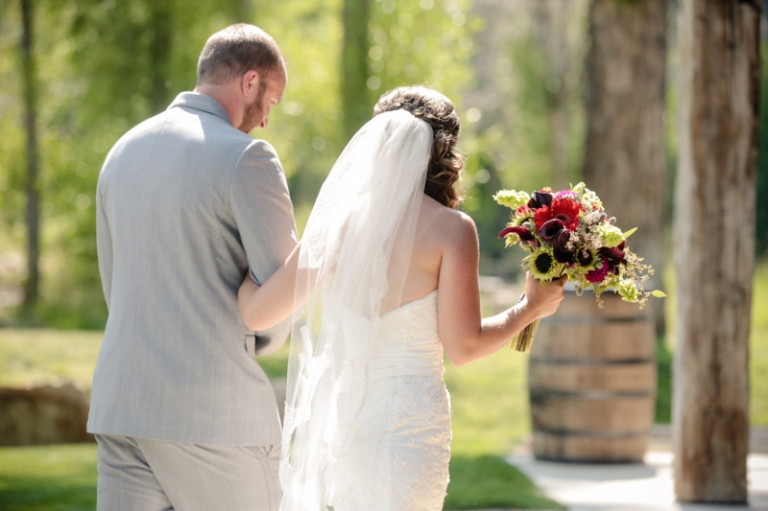 EK-Studios-Utah-Wedding-Photographers-Wedding-Reception-Squatters-Pub-Grill-SLC024-Blog(pp_w768_h511)