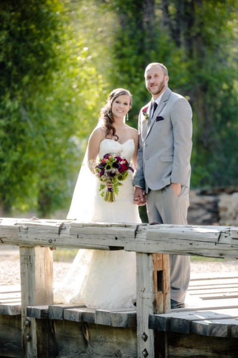 EK-Studios-Utah-Wedding-Photographers-Wedding-Reception-Squatters-Pub-Grill-SLC031-Blog(pp_w480_h720)