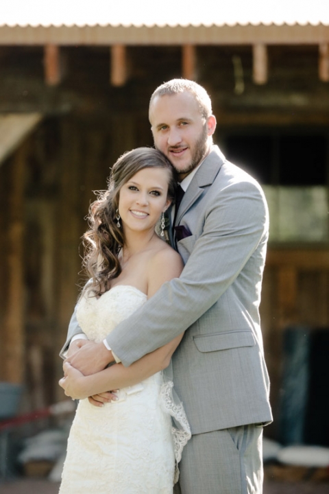 EK-Studios-Utah-Wedding-Photographers-Wedding-Reception-Squatters-Pub-Grill-SLC041-Blog(pp_w480_h720)