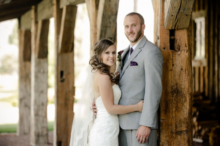 EK-Studios-Utah-Wedding-Photographers-Wedding-Reception-Squatters-Pub-Grill-SLC044-Blog(pp_w768_h511)
