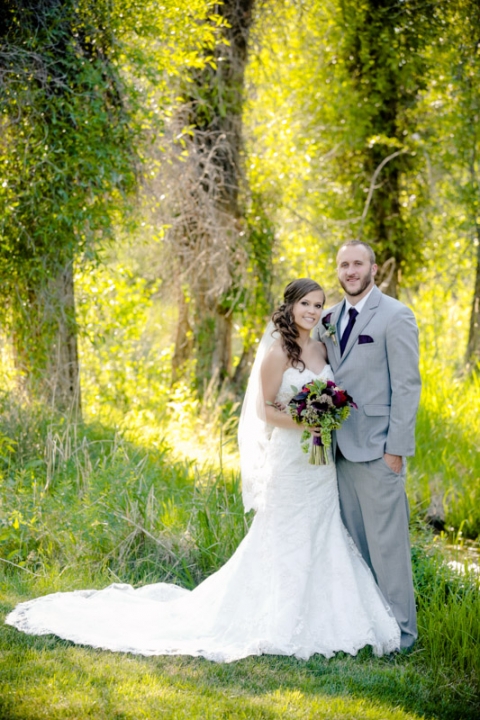 EK-Studios-Utah-Wedding-Photographers-Wedding-Reception-Squatters-Pub-Grill-SLC047-Blog(pp_w480_h720)