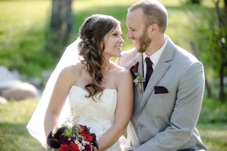 EK-Studios-Utah-Wedding-Photographers-Wedding-Reception-Squatters-Pub-Grill-SLC048-Blog(pp_w768_h511)