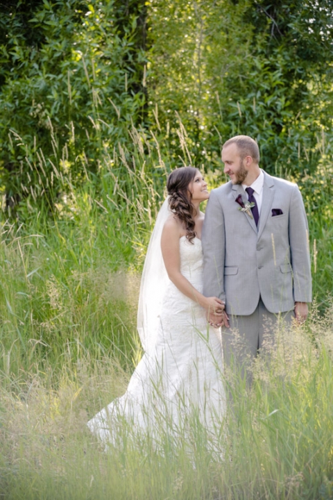 EK-Studios-Utah-Wedding-Photographers-Wedding-Reception-Squatters-Pub-Grill-SLC050-Blog(pp_w480_h720)