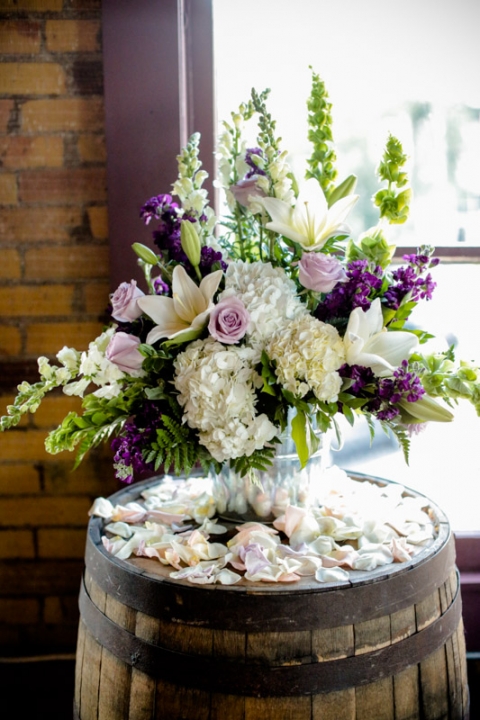 EK-Studios-Utah-Wedding-Photographers-Wedding-Reception-Squatters-Pub-Grill-SLC055-Blog(pp_w480_h720)