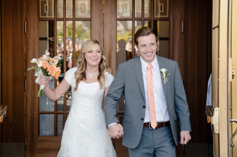 EK-Studios-Utah-Wedding-Photographers-Draper-Temple-wedding-Ivy-house-reception-slc005-Blog(pp_w768_h511)