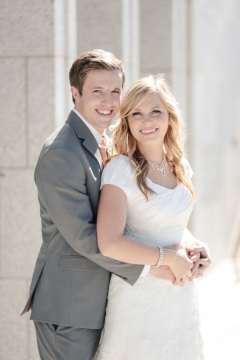 EK-Studios-Utah-Wedding-Photographers-Draper-Temple-wedding-Ivy-house-reception-slc015-Blog(pp_w480_h720)