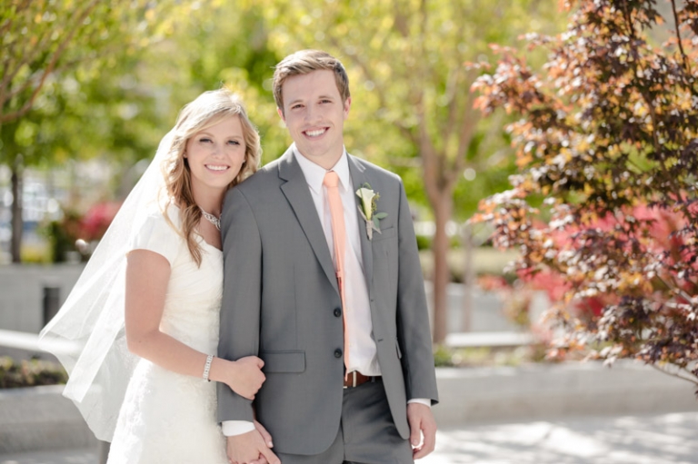 EK-Studios-Utah-Wedding-Photographers-Draper-Temple-wedding-Ivy-house-reception-slc018-Blog(pp_w768_h511)