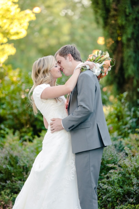 EK-Studios-Utah-Wedding-Photographers-Draper-Temple-wedding-Ivy-house-reception-slc029-Blog(pp_w480_h720)