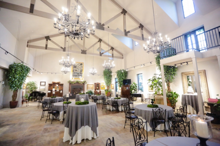 EK-Studios-Utah-Wedding-Photographers-Draper-Temple-wedding-Ivy-house-reception-slc031-Blog(pp_w768_h511)