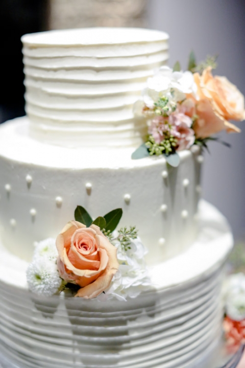 EK-Studios-Utah-Wedding-Photographers-Draper-Temple-wedding-Ivy-house-reception-slc035-Blog(pp_w480_h720)
